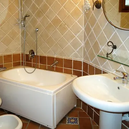 Porto Sleeps 7 Pool Air Con *