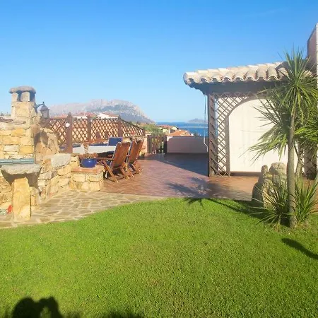 Porto Sleeps 7 Pool Air Con